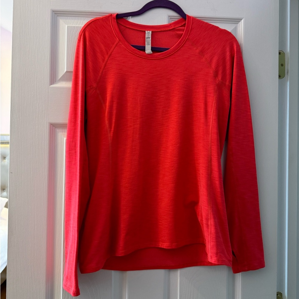 UNDER ARMOUR Coldgear NEON Pink TOP
Long sleeve TEE Womens LARGE L EUC
